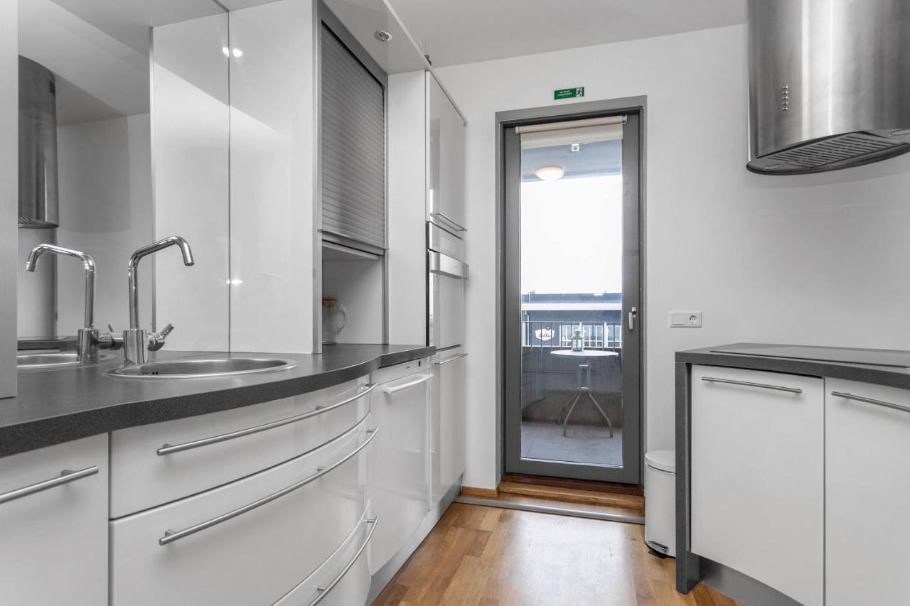 Sunny Apartment - By The Sea In City Center Reykjavik Extérieur photo